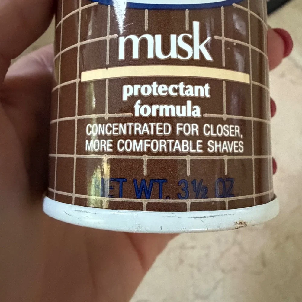 Vintage Noxzema Medicated Musk Shave Cream 3.5oz Noxell Corp USA Rare HTF